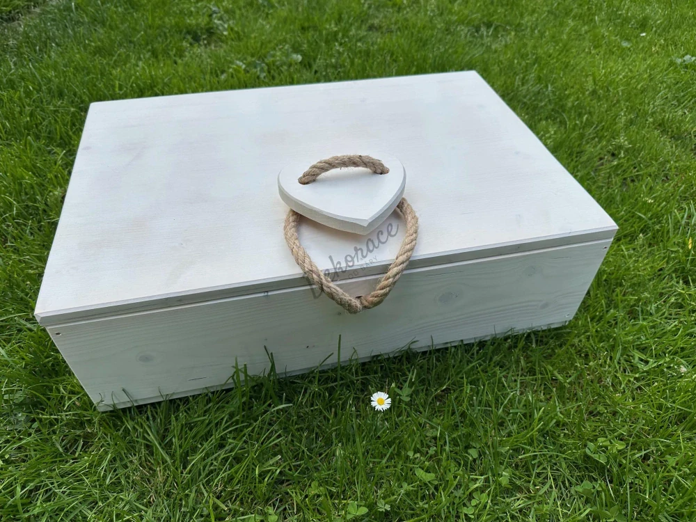 Dřevěný box s obrázkem